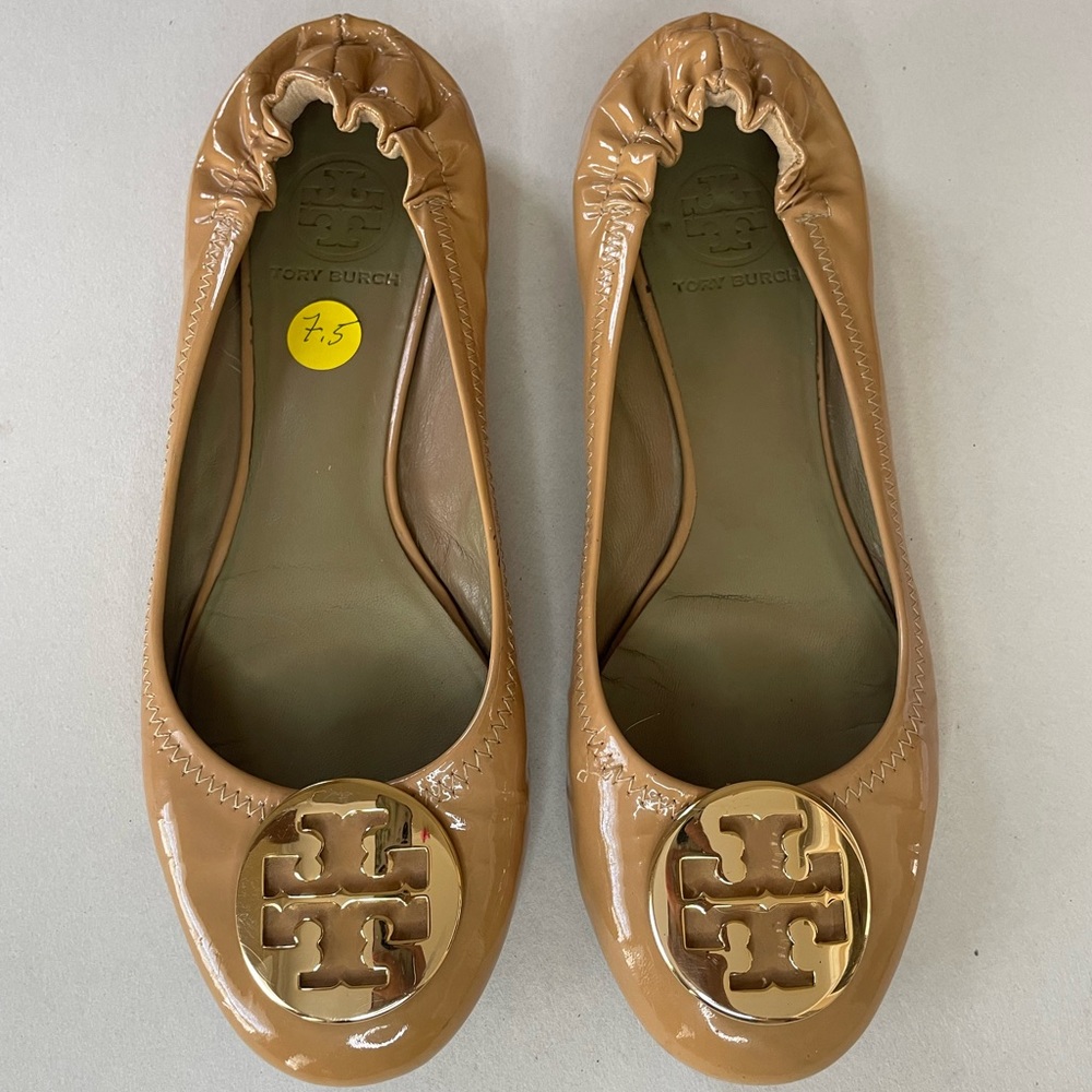Tory Burch Tan Patent Leather Flats Size 7.5